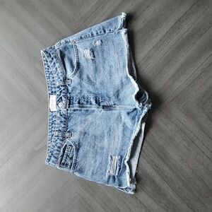 Vanilla Star Distressed Jean Shorts